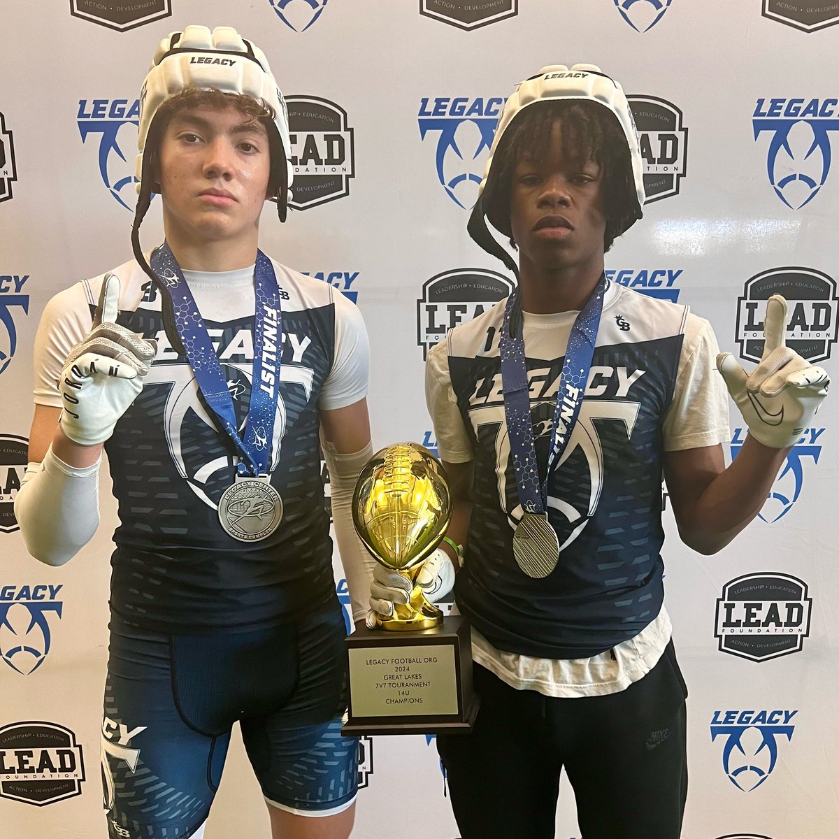 2024 Great Lakes 7v7 Tournament ✋🏼🌊

Legacy Next Up 14u MVPs 🏅

Offense
Frankie Trigo - Mason - WR - 2028

Defense
Kylin Davis - Jackson - DB - 2028

<a href="/Legacy_Recruit/">Legacy Recruiting</a> <a href="/Frankie_Trigo/">Juan “Frankie” Trigo</a> <a href="/kylindavis2/">Kylin Davis</a> 

#legacy #jointhemovement