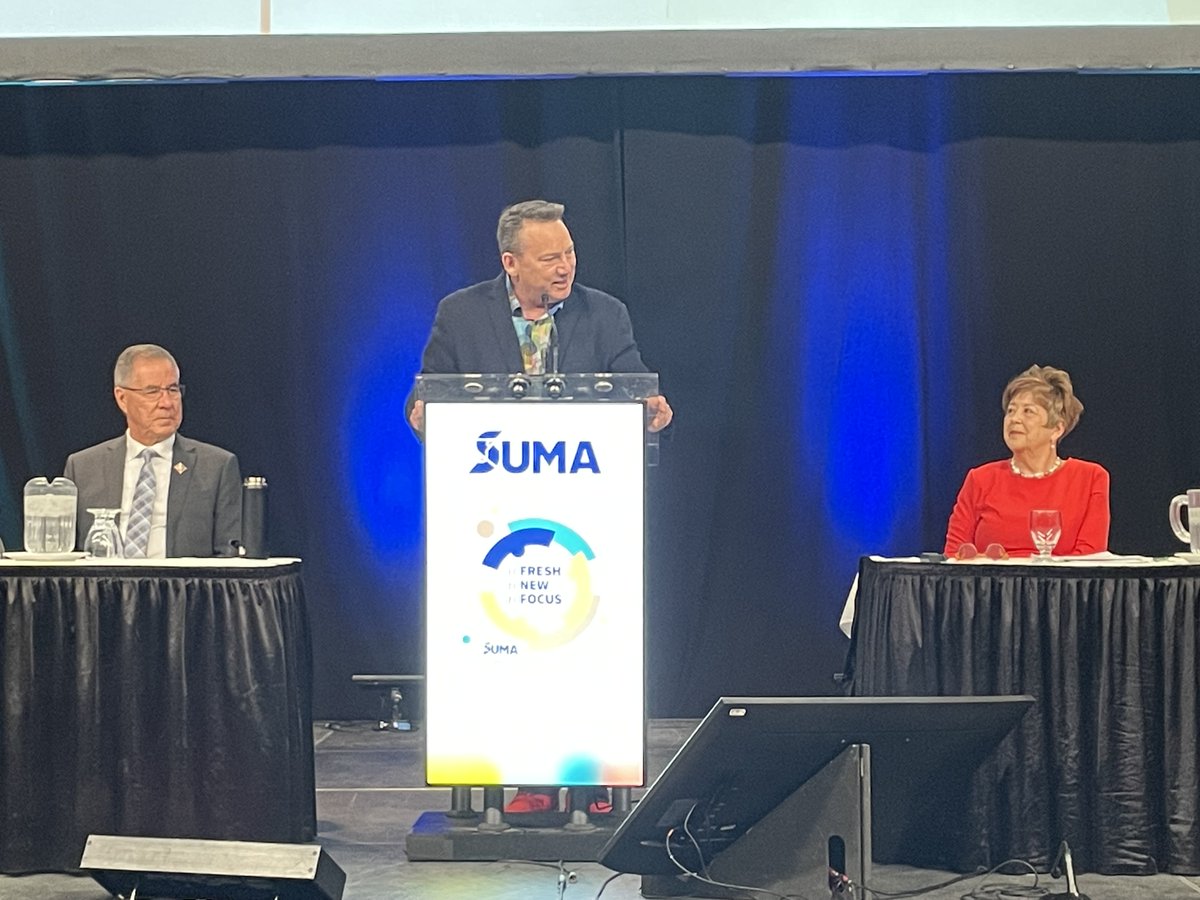 FCM President @MayorScotty is in Regina today for #SUMA2024. In Saskatchewan and across the country, #CDNMuni are focused on the needs of their residents – from critical housing, homelessness and infrastructure funding, to the need for diverse and adequate funding for