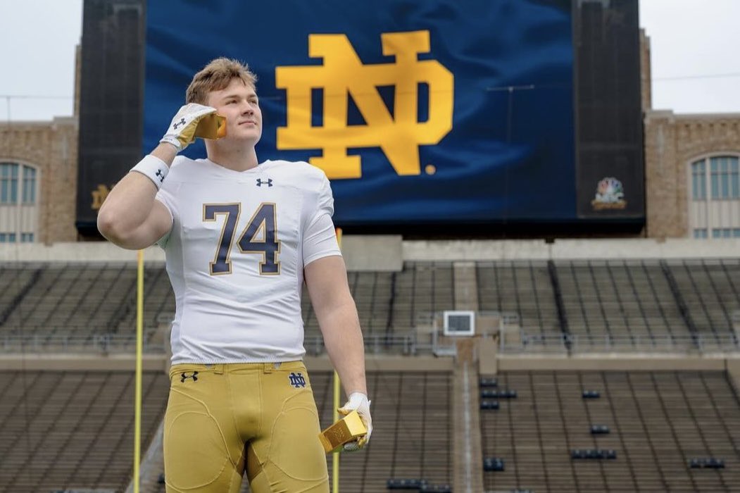 𝗝𝗨𝗦𝗧 𝗜𝗡: OT commit Will Black comes in at No. 5 overall in the updated 2025 On3 Rankings. #GoIrish ☘️ He is ranked as the highest offensive lineman in the country. 🤯 Offensive Line University.