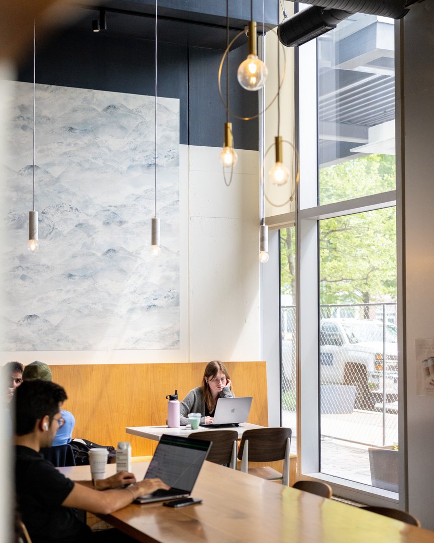 Quiet corners and good brews.

Photo | @juliehoveandersen