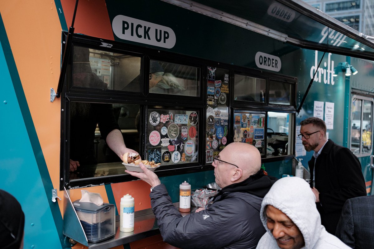 Forget your lunch? No problem! The Sir Winston Churchill Square Lunch Truck program operates Tuesdays, Wednesdays & Thursdays from 11 a.m.–2 p.m. 😋 Check the online schedule to see which food trucks will be in the Square this week. #VibrantYEG #YegDT edmonton.ca/ChurchillSquare