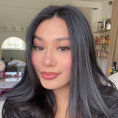 melooaleja's tweet photo. #NewProfilePic https://t.co/8jp51mmbZX