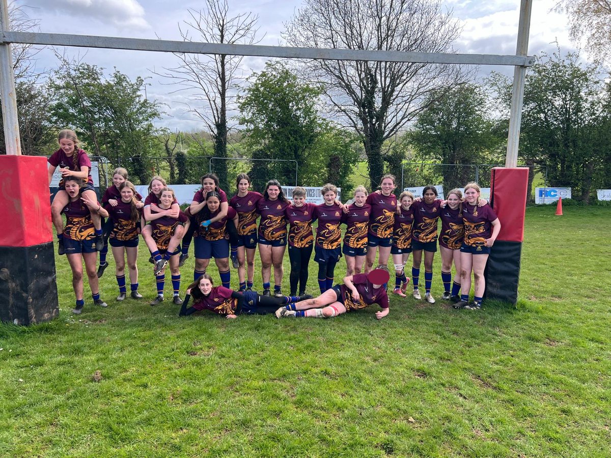 Cobham Girls have been on tour to Bath and Bristol. Surfing, games and rugby - what is not to love! Thanks to South Bristol Girls, and to @OldRedsRFC for hosting We're recruiting new players! Wednesday at 7pm training for GIRLS ONLY rugby Email us: cobhaminfo@cobhamrugby.co.uk