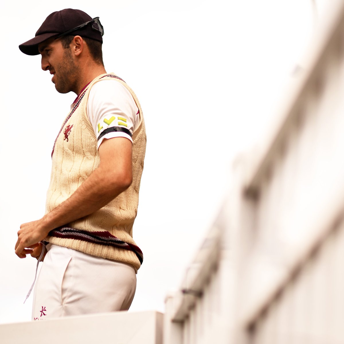 PLAY: 19 overs remain in the day 

Craig Overton opens the bowling for Somerset

LIVE STREAM: somer.st/MatchCentre

#SURvSOM
#WeAreSomerset