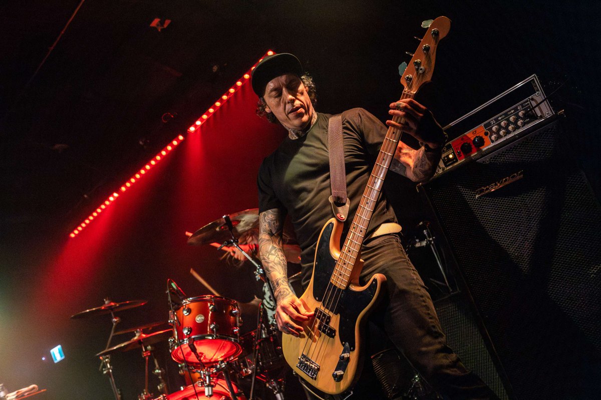 CrushEconoline's tweet photo. Relive the tour memories with our When The Devil Drives Tour Playlist on Spotify  🎧🎶🔥

Check it out: https://t.co/hCV2Wq7lKR

#EconolineCrush #WhenTheDevilDrivesTour #rock #rockmusic #Spotify

📸 by @rangilphoto https://t.co/MpAeUJo97e