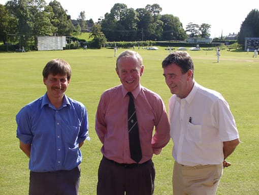 Ian_Callender's tweet photo. With Robin Walsh and Derek Underwood at Downpatrick in 2002 #RIPDerek https://t.co/wcpBL1XJVV