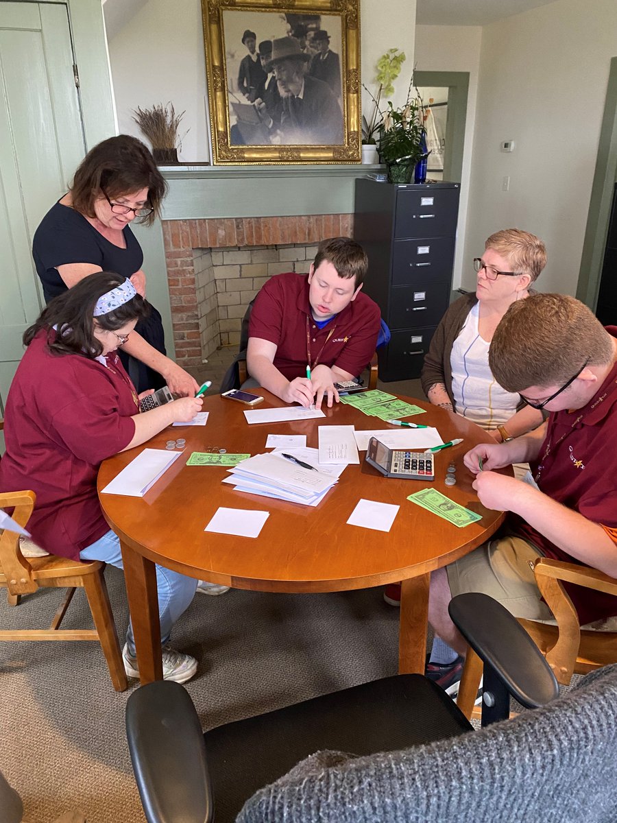 .@QuestarIII #BOCES students in Hudson worked with the staff at @OlanaFChurch on some #CareerReadiness skills. They learned about resume templates, the importance of thank you notes, and more. #QuestarIII
