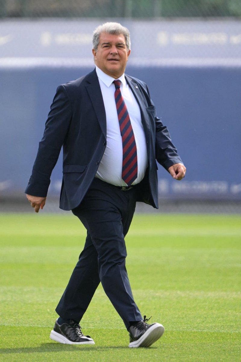 ActualiteBarca's tweet photo. Laporta : « Je veux que le stade soit une grande cocotte-minute demain. » https://t.co/804vxhRDYg