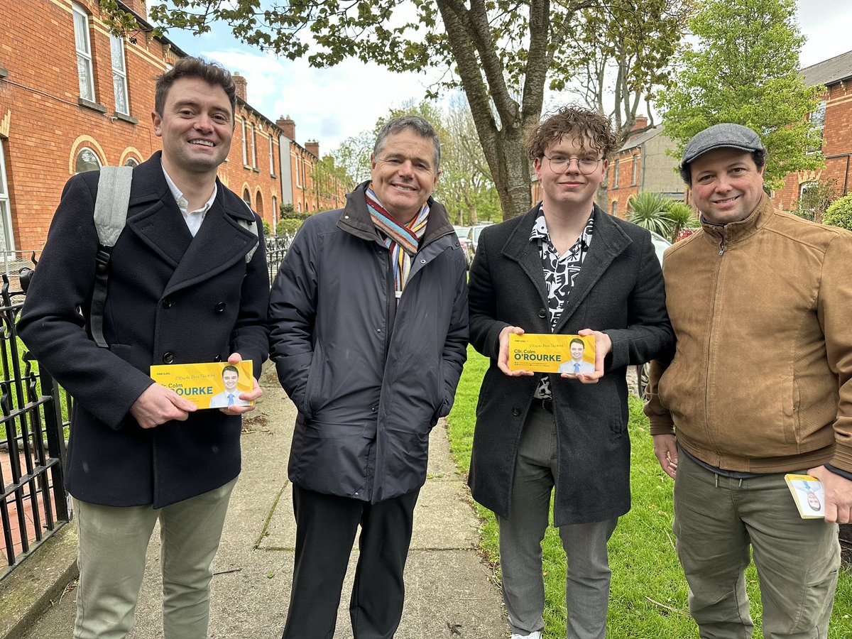 Great to call by to residents in Phibsborough today with @Paschald and discuss the initiatives we have been working on in the area 😊