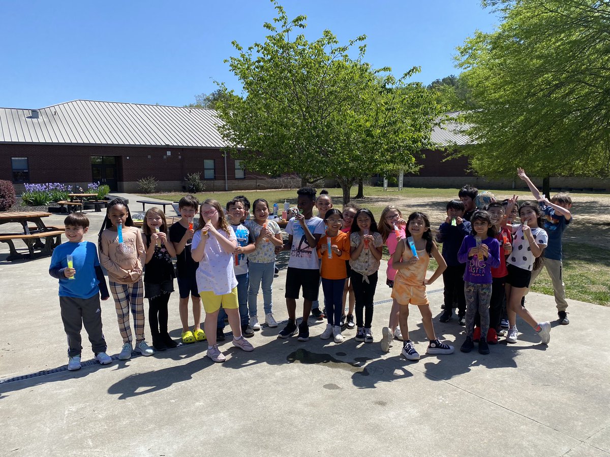 My students earned a picnic and popsicles! 80% of my class got 80% or higher on their Fundations test! I’m SO proud of them for finally reaching their goal!