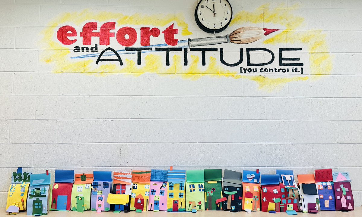 1st grade architects built 3D paper houses 🏘️ <a href="/Mosaic_ES/">Mosaic Elementary School</a>