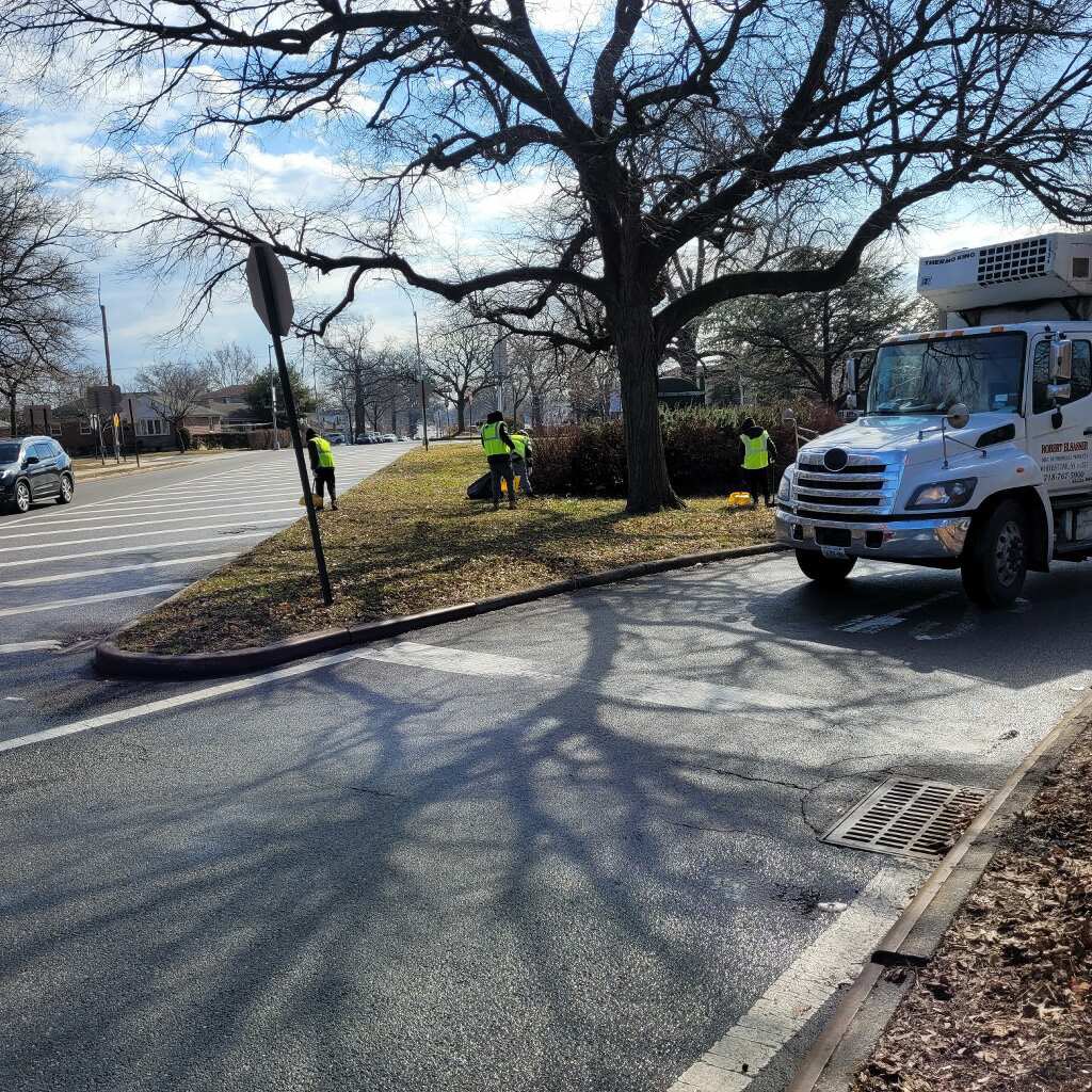 Huge thank you to CEO for continuing to keep District 19 looking clean as Spring comes upon us. From picking up litter in the Whitestone Village to cleaning up graffiti by the entrance to Fort Totten, CEO does great work. Pretty soon we’ll be back to median maintenance and