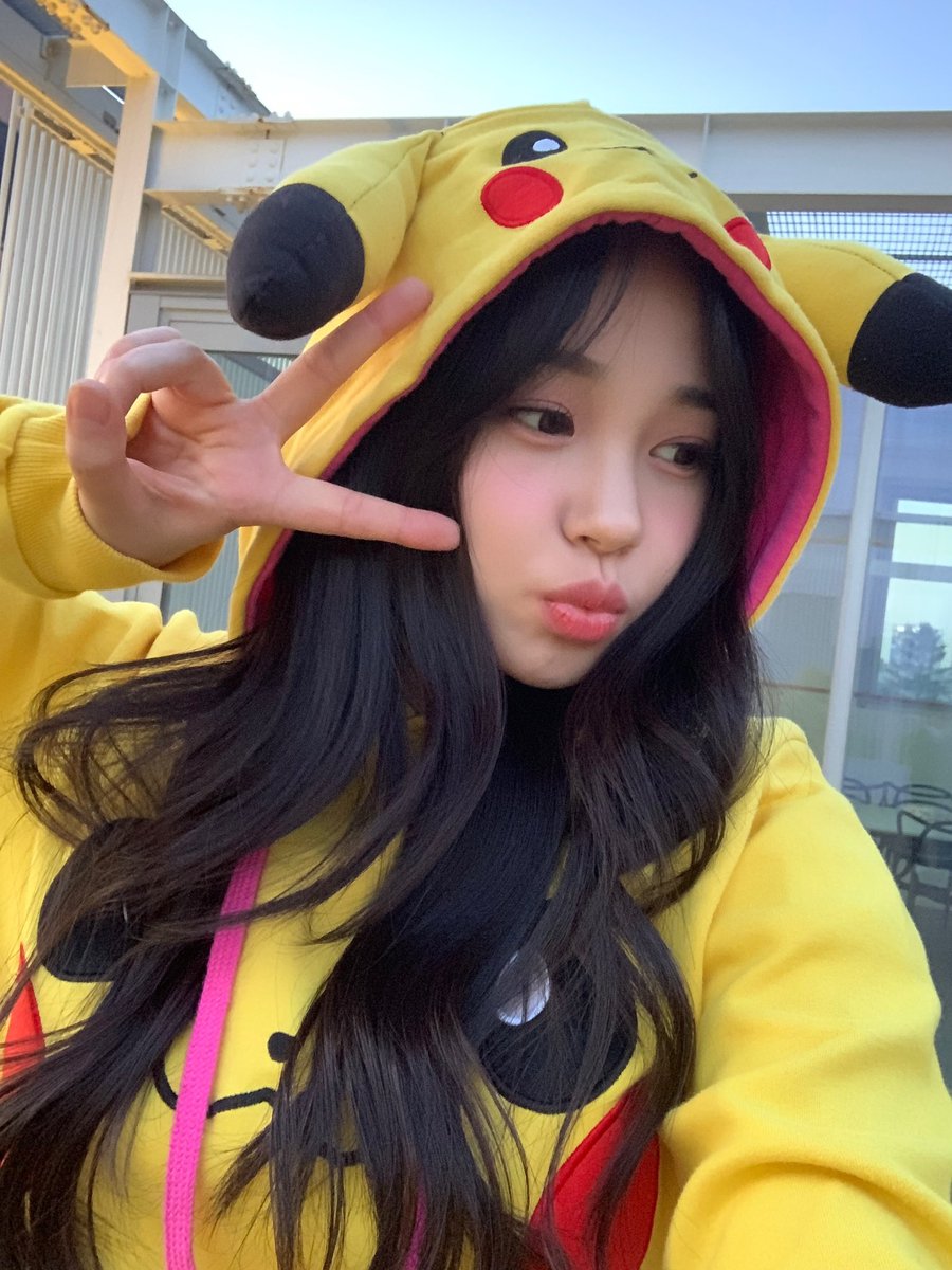 💛🌻
#JIHAN #지한 #WEEEKLY #위클리