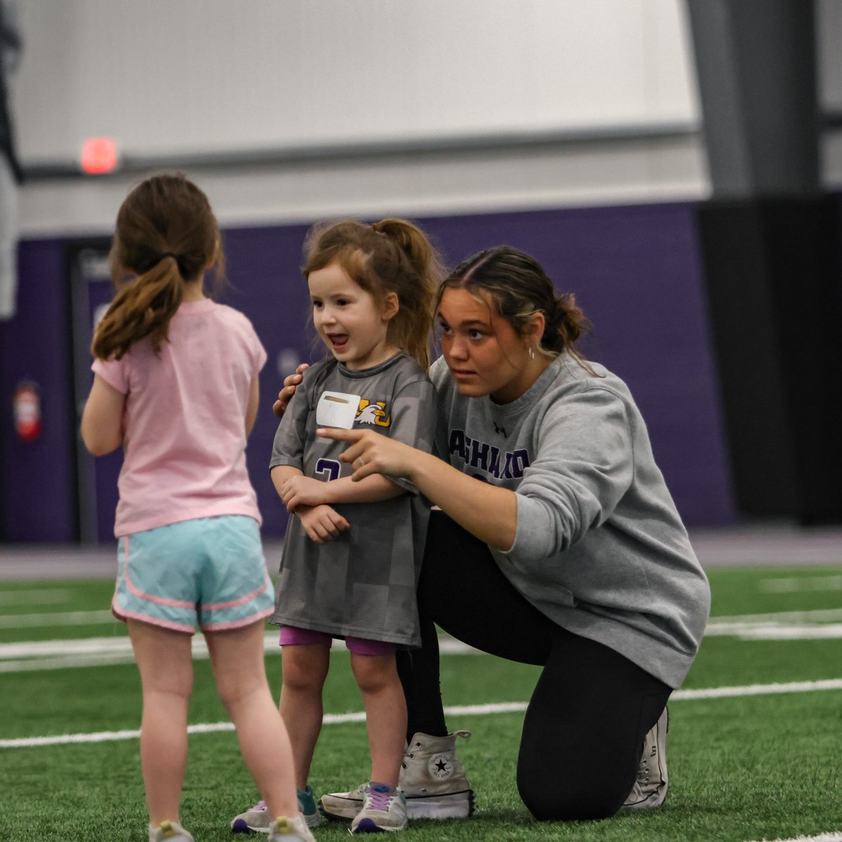 ashlandeagles_'s tweet photo. Ashland Athletics celebrates an inspiring history of great female athletes. To give back, we have hosted a Girls in Sports Day.

The third annual event added three new sports represented and had the best turn out yet.

https://t.co/Znr1M7KfIV https://t.co/pzn3JpmUih