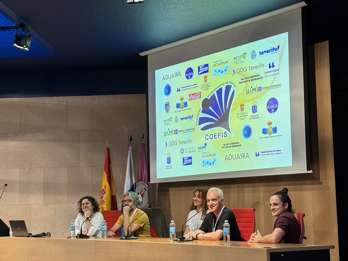 👩‍🏫El presidente del gobierno de Canarias, Fernando Clavijo, asistió la semana pasada al XVI Congreso de Estudiantes de Física de la #ULL y destacó el nivel de los trabajos presentados. Su reconocimiento al talento y la creatividad de nuestro alumnado es un testimonio de la…