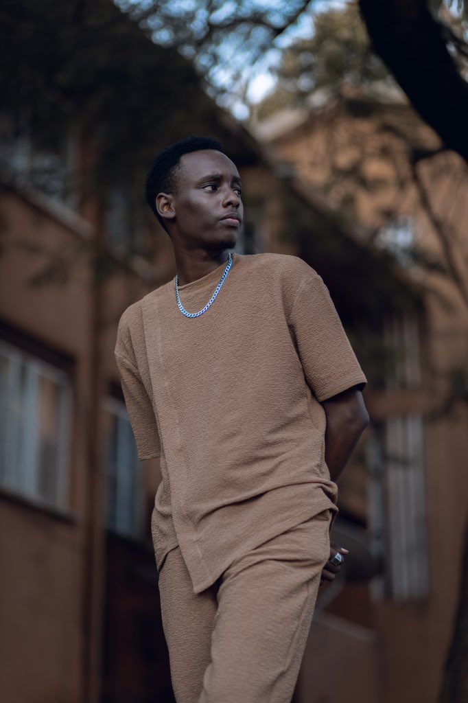 Manyi manji 💯

Photographer: <a href="/josh_dago_/">josh_dago_📸</a> 

Outfit: @axarya_ug