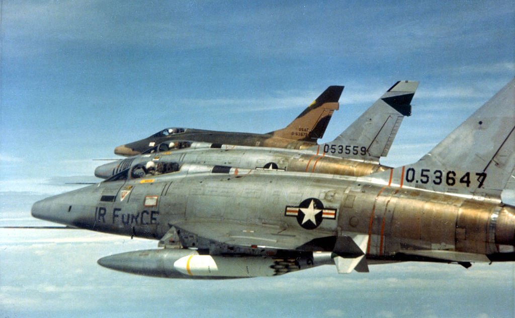 #OTD in 1967, US Air Force F-100 Super Sabres accidently drop bombs on ARVN forces northeast of Qui Nhon killing 41 and wounding 50. #VietnamWar