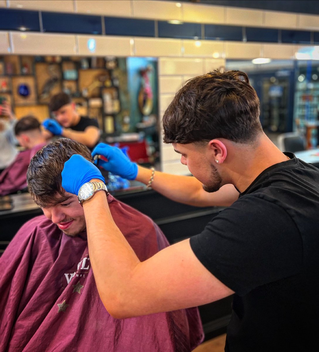 FlyingHorseWalk's tweet photo. https://t.co/12QhNMNyOJ
Monday morning haircuts ✂️
Cody @codychapman120
#mondaymotivation #haircut #menshair #notts #nottinghamstudents #studentlife #nottingham #nottinghambarber #mensstyle #mensfashion #hairbrained #hairgoals #hairfashion https://t.co/DX21zhqhSA