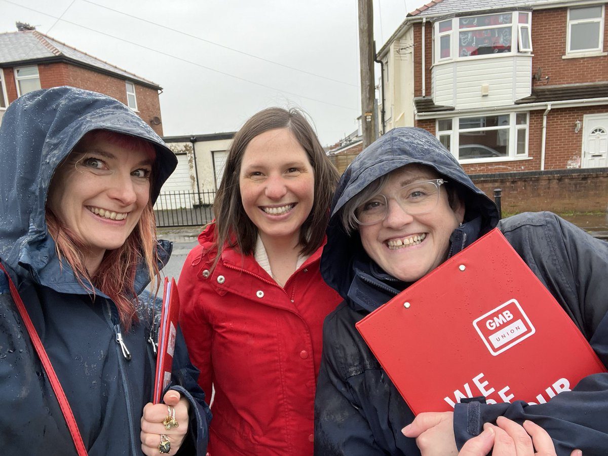 It was great to get out on the doors with @sarakhyde and @AshleyDalton_MP in Marton.   Great to hear the support for @ChrisPWebb. It’s time for change in #blackpool south