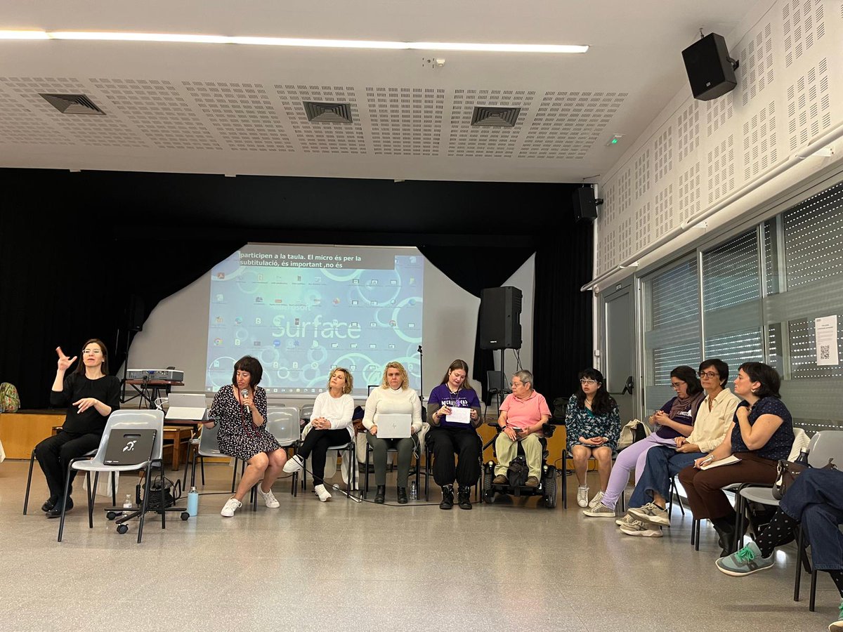Aquest dissabte 13 d'abril a la formació Fem Juntes el #FeminismeAccessible, organitzada conjuntament amb el Servei de #CapacitatsDiverses de l'<a href="/ajterrassa/">Ajuntament de Terrassa</a>  
Magnífica rebuda i gran volum d'inscripcions
#sensebarreres #actesinclusius #trsfeminista 
<a href="/mlluisvall/">Meritxell Lluís i Vall</a> <a href="/LluisaMA/">Lluisa Melgares</a>