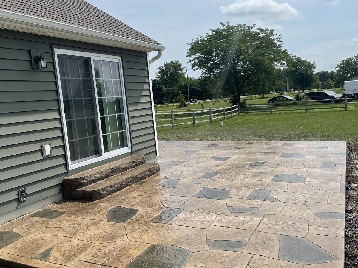 Hope you enjoyed the weather! This week's spotlight: Evans Concrete's stunning patio. They used Deco-Crete’s Sandy Brown Color Hardener and Smokey Brown Release to accentuate shadows, adding variety with our Arctic Gray Water-Based Stain. Sealed with our D1 sealer. Great job!