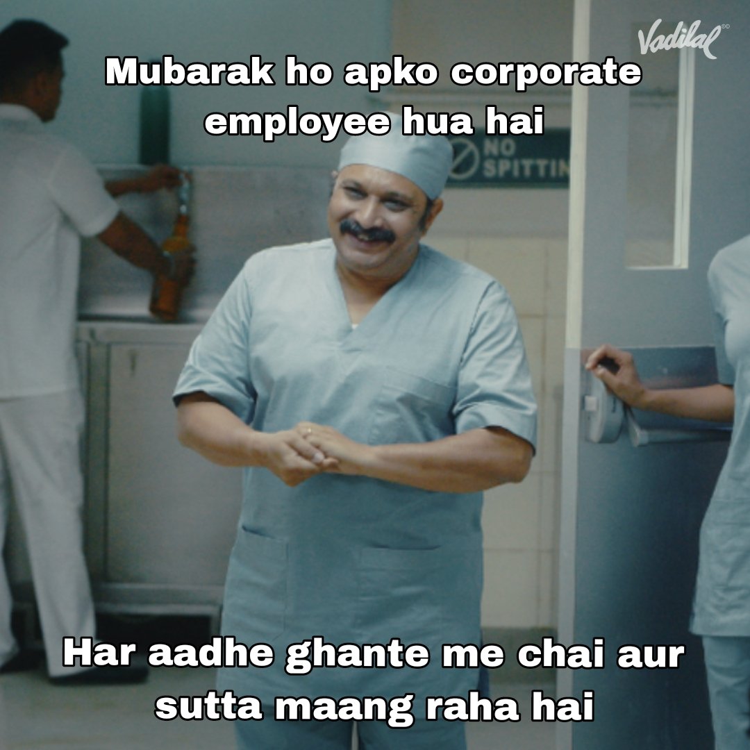 Corporate employees 🤝 Chai Sutta break