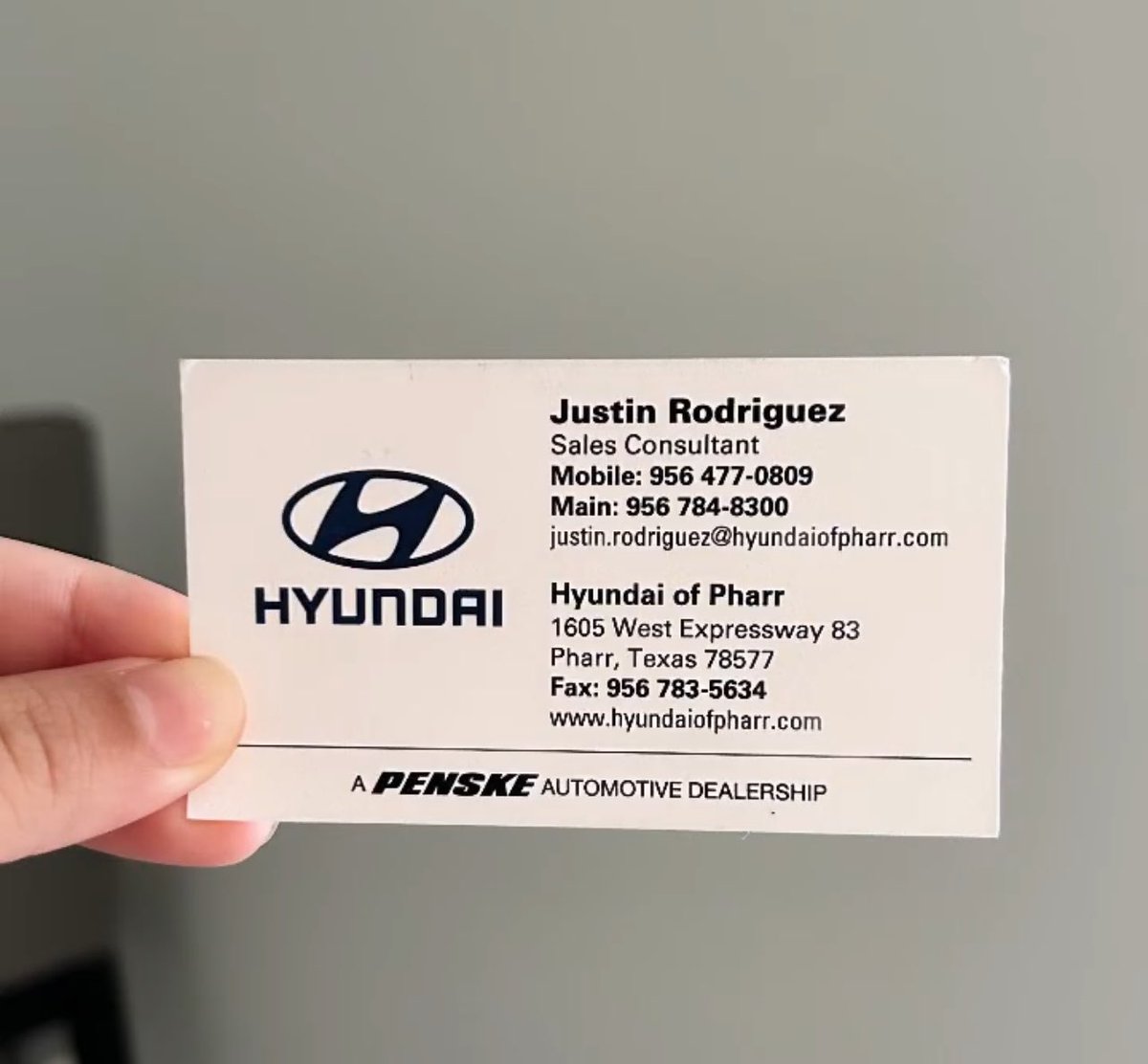 Coachjesrodz's tweet photo. Anyone need a car hit up @justinrodz6 https://t.co/FOHZ6OEaSS