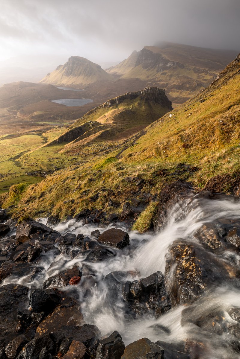 The one benefit of it constantly persisting it down. The appearance of the lesser spotted Meringue waterfall 😬 #landscapephotography #IsleOfSkye #FSPrintMonday