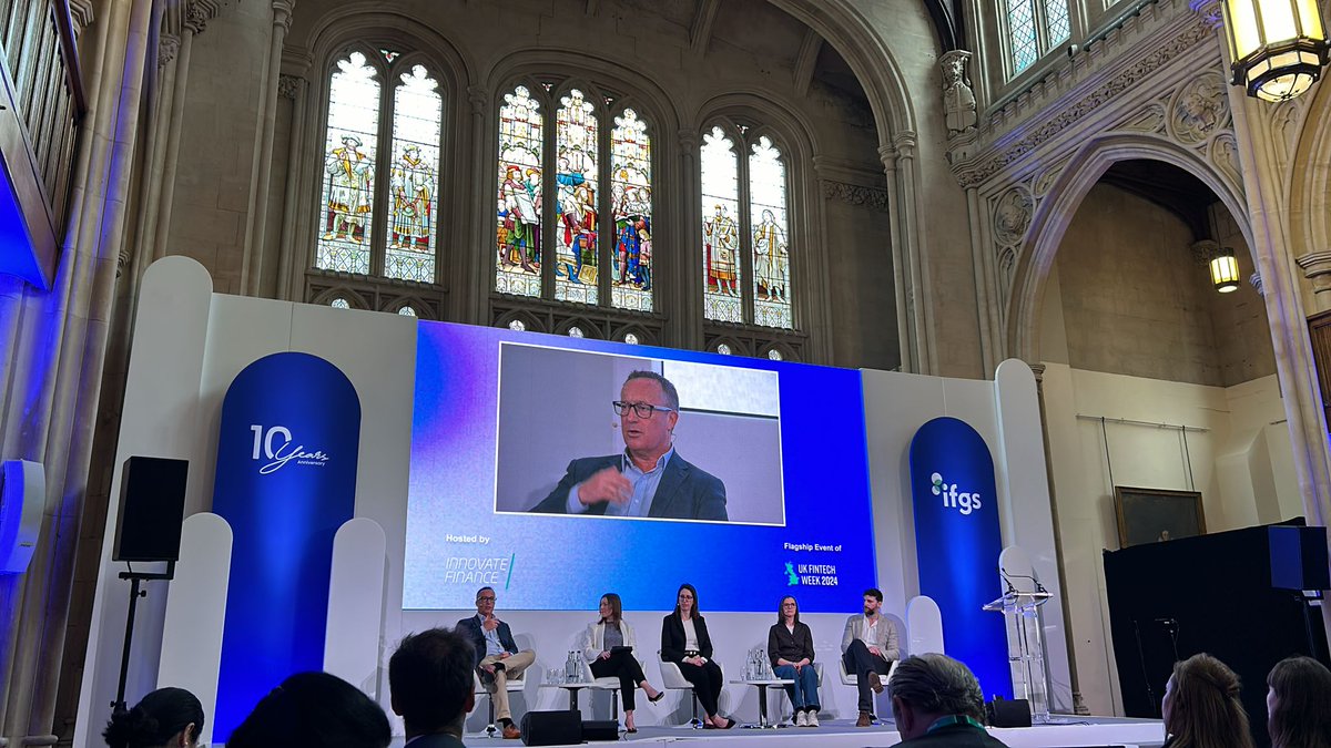 Designing The Future: How Emerging Technologies Will Change FS As We Know It 🚀 Exploring the transformation of financial services, and what that might look like with tangible use cases. @Miquido | @LLoyds Banking Group | @Eigen_Tech | @MoneyhubApp #IFGS2024