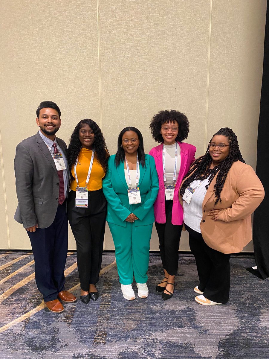 To my 2023-2024 Div J co-reps GabHaggins @JanellaBTweets it was a pleasure working with y’all! Sending well wishes to the 2024-2025 AERA Div J Grad Reps @GabHaggins @britt_pembe @gharshe! I’m excited for all that y’all will do ❤️ @AERADivJGradNet