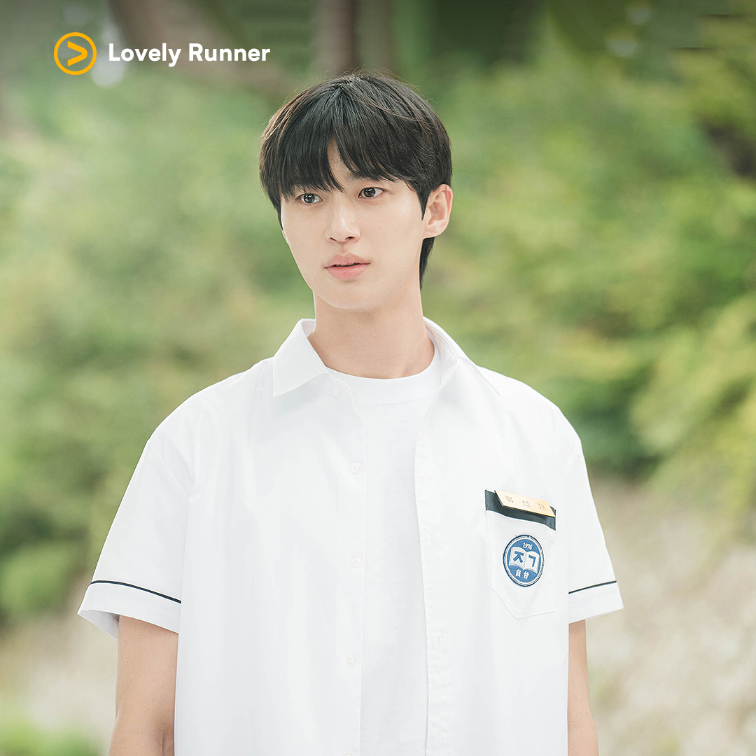 Viu_ID's tweet photo. “He fell first, and he continuously fell harder..” 🥰🫠🥰🫠🥰

#Viu #LovelyRunner #ByunWooSeok https://t.co/r8aodWTary