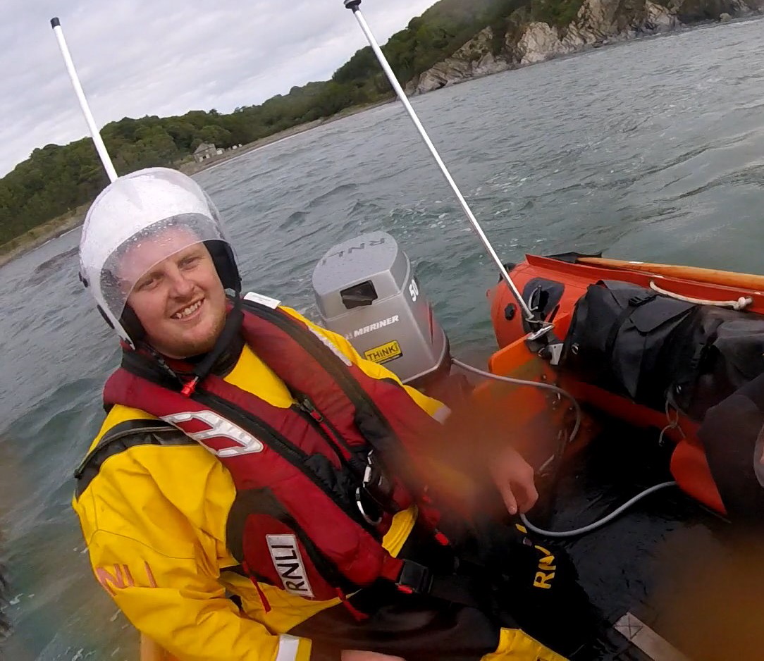 Fowey_RNLI tweet picture