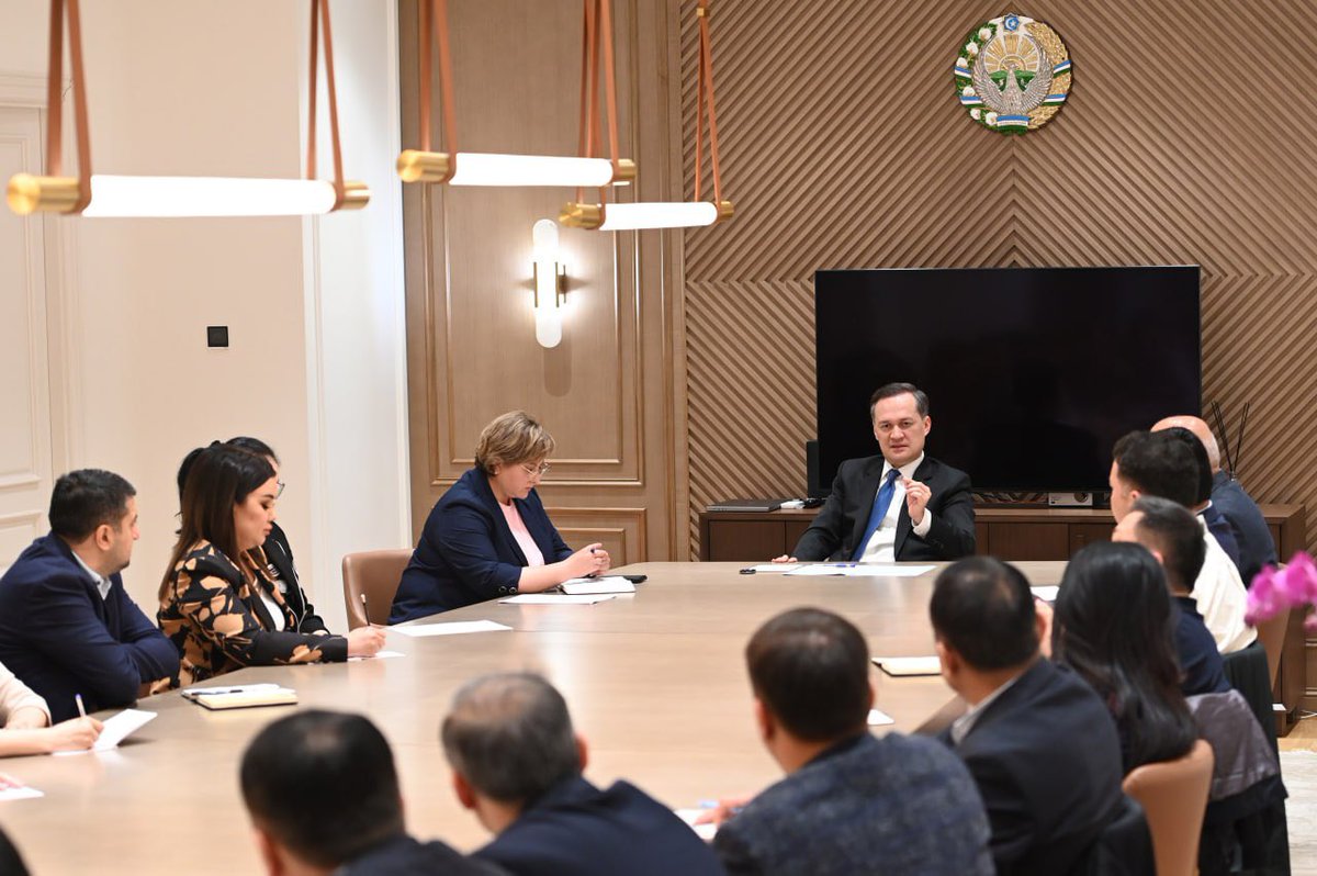 Bugun nodavlat teleradiokanallar vakillari bilan uchrashuv o‘tkazdik. Suhbat davomida milliy kontent yaratish bo‘yicha muammolar va ularga yechim topish yo‘llarini batafsil muhokama qildik. - Today, we met with representatives of non-state television channels. During the…