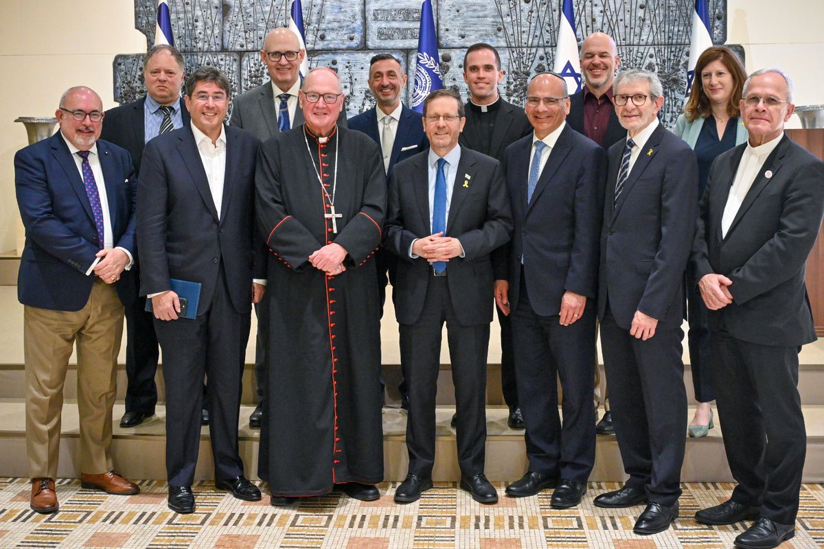 Thank you Archbishop of New York @CardinalDolan for your solidarity with the Israeli people, and for your important visit to the Holy Land. 

In our warm meeting today in Jerusalem, together with American Catholic and Jewish community leaders, I was pleased to discuss with you…