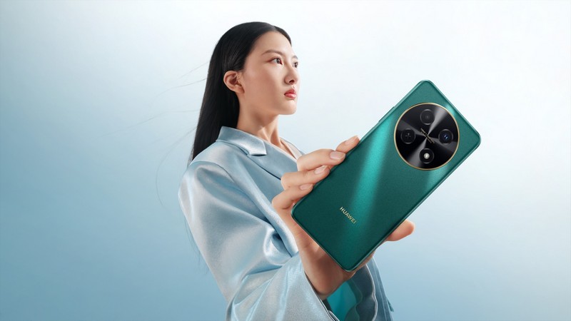 TECHNOSenior1's tweet photo. Huawei CBG wprowadza do sprzedaży w Polsce swoje najnowsze dzieła sztuki technologicznej - seria nova 12. Ta ekskluzywna linia debiutuje z trzema modelami: #nova12s, #nova12SE oraz #nova12i.
Jedną z najbardziej przyciągających cech tych smartfonów jest ich olśniewająca stylistyka, która zachwyca każdego miłośnika nowoczesnego designu. Ale to nie wszystko, co oferuje seria nova 12.
@PolskaHuawei 
https://t.co/pa6VlJ5O9e