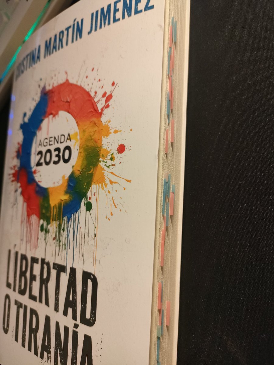 #Agenda2030 #LibertadOTiranía de <a href="/crismartinj/">Doctora Cristina Martín Jiménez</a> 
Muy interesante y recomendable su lectura. Voy aproximadamente por la mitad del libro y ya me estoy quedando sin post it!