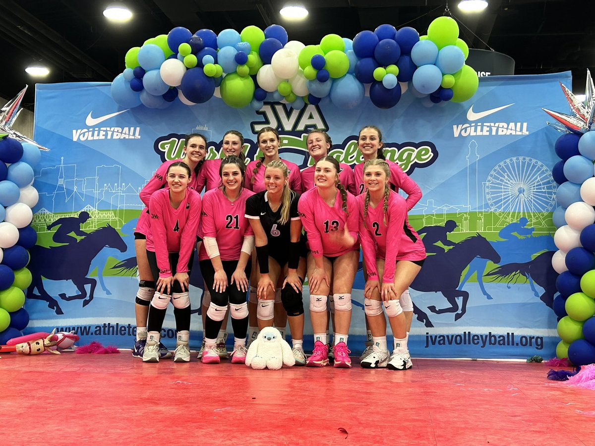 3 teams. 3 gold bracket finishes. 3 top 10 finishes. 17u Yeti’s only loss to eventual champion. 16u Thunder one loss against the runner up and 15u Ice lost to the 3rd and 5th place teams. All three teams outplayed their initial seeding. 💪🏻🏐 #esvbcstrong #jvaworldchallenge #jva