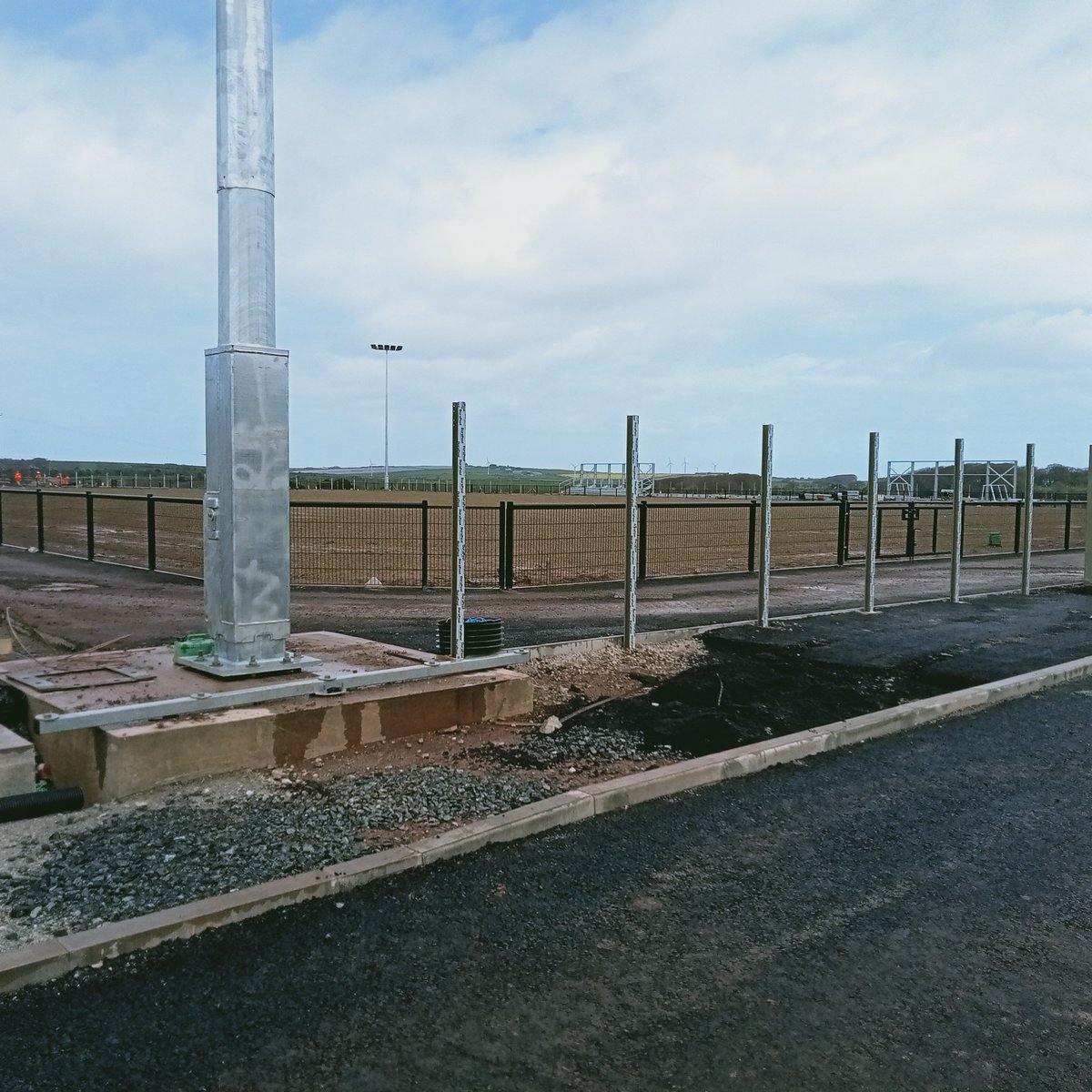 CheethamThe's tweet photo. In Truro, so took the opportunity to take a look at @TCFC_Official new stadium. It's coming along, but still an awful lot to do. #footballscominghome https://t.co/9b5yumX8EV