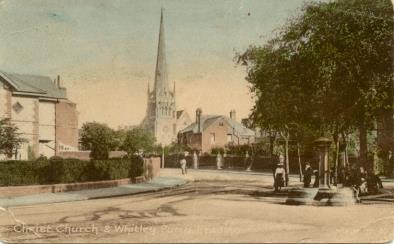 This is a lovely colourised postcard of the area around Christchurch Road, with the Whitley Pump off to the right. A replica pump is still there, but is now in the middle of the roundabout! #ReadingLocalHistory