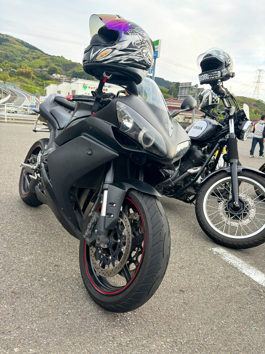 vanbee_BaliusA3's tweet photo. 和歌山ツーリング！ごまさんタワーからの龍神行って高野山✨
 #yzfr1 #ツーリング  #バイク https://t.co/xjQ19Awbef