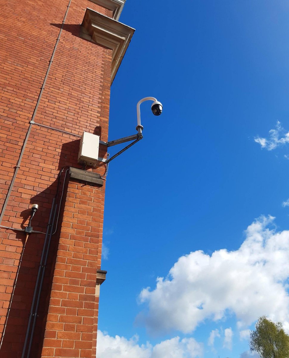 Nuneaton and Bedworth Borough Council has completed an upgrade to its CCTV system with new cameras installed across the borough. nuneatonandbedworth.gov.uk/news/article/5…