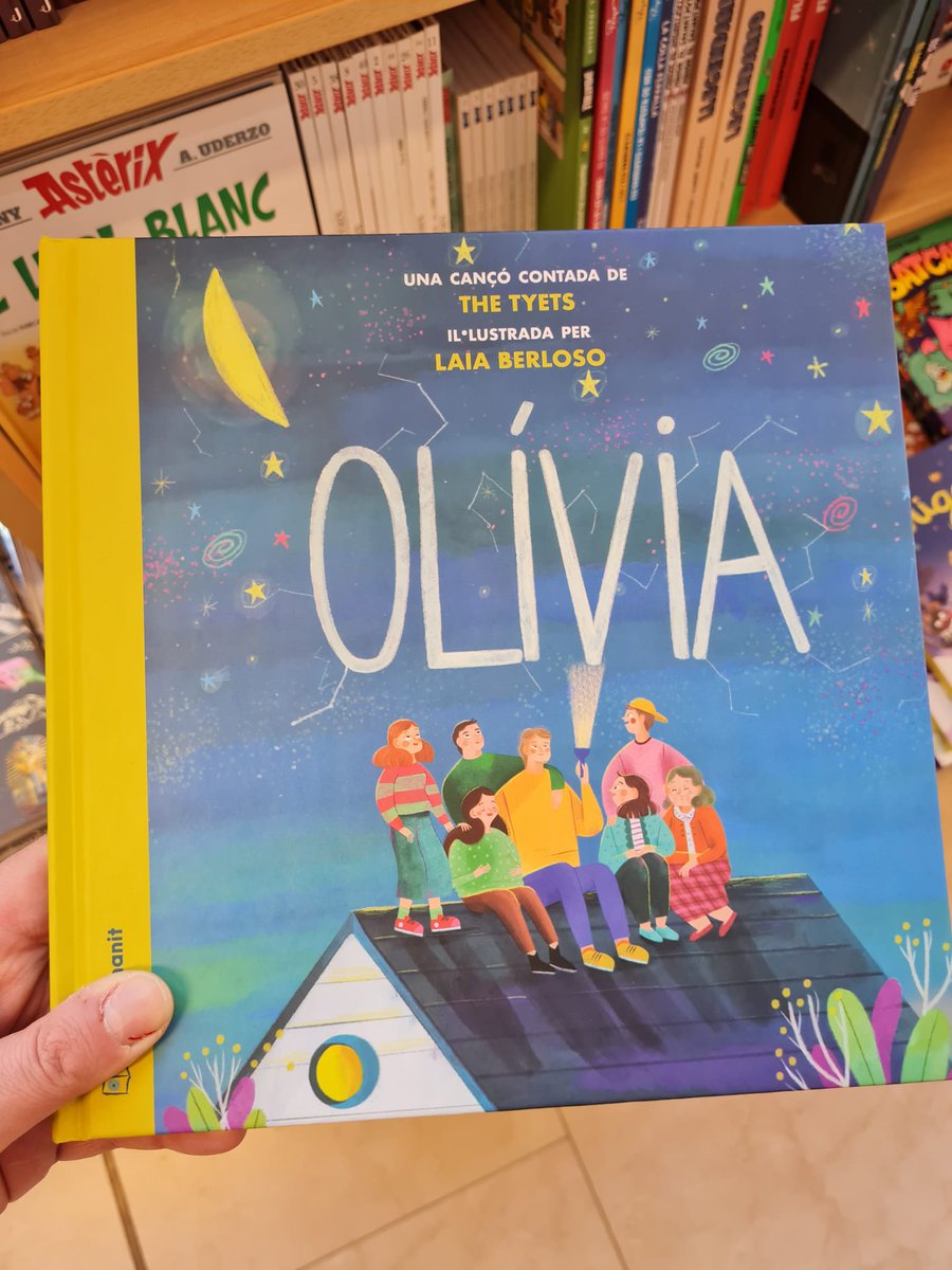 Llibreria La Mulassa tweet media