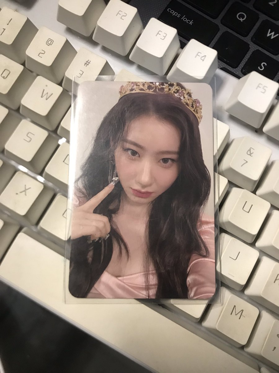 rrhembns's tweet photo. wts lfb itzy ph
Chaeryeong crown
₱120, 100 payo
mop: gcash
mod: sco, jnt, ggx, lalamove

t: checkmate poke cheek lia ryujin yeji yuna https://t.co/sYEMiGjgsJ