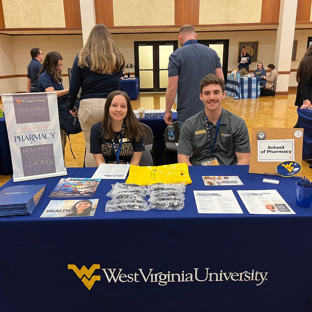 We had a busy weekend! Friday Dr. Betsy Elswick went to Suncrest Middle School to teach students about careers in pharmacy. Then on Saturday we represented SoP at the Junior Open House. a HUGE thank you to Dr. Elswick and our two student volunteers Alex and Justin!