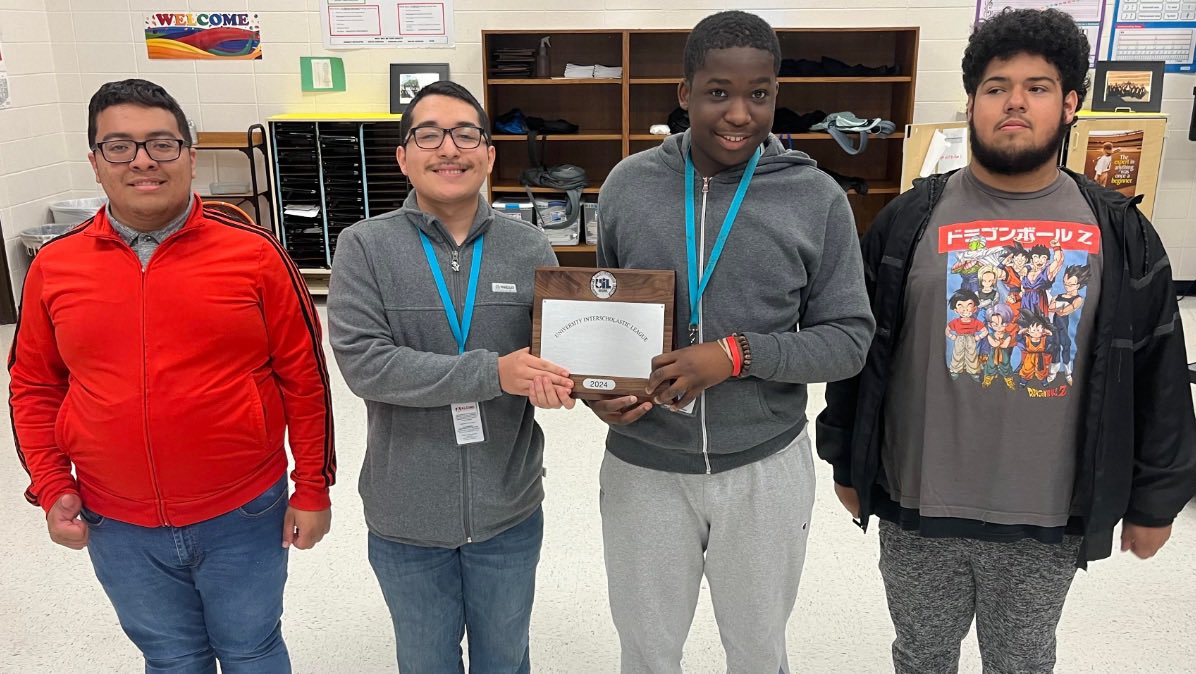 BlouClassroom's tweet photo. These wonderful SLC students here @AldineHS_AISD have the voice of angels!!!!! @AldineHS_AISD @luludeanda @AldineISD @aldinesped @ https://t.co/CSqSK3c9OX