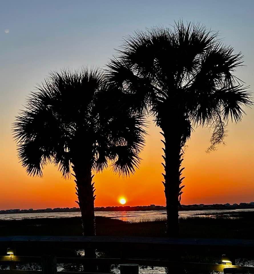 Sunrise this morning from Murrells Inlet.  📸 Will Haselden.  #scwx