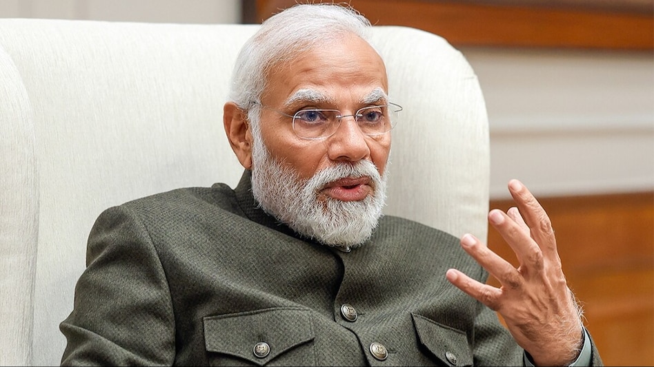 PM @narendramodi in an interview says, -I have big plans. kissi ko darne ki zaroorat nahin hai. My decisions are not made to scare anyone or to diminish anyone. They are made for the overall development of the country. -When asked about opposition's allegation that agencies…