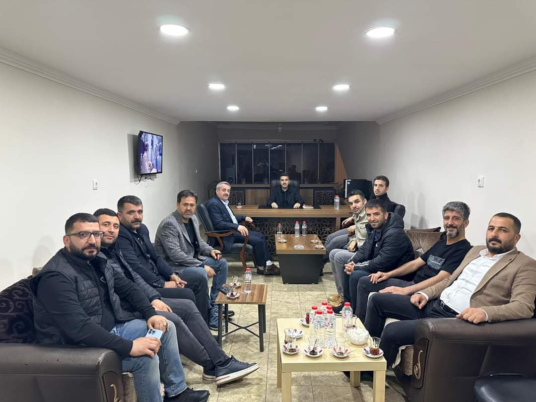 Ramazan ayı  münasebetiyle ara verdiğimiz istişare toplantılarımıza, Genç ilçemizde yaptığımız toplantıyla yeniden start verdik. 
#ZikteSürkap