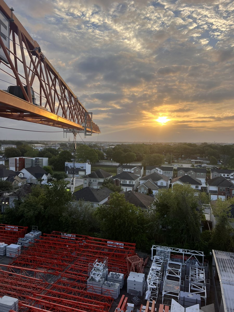 cranedewd's tweet photo. It’s been a minute, but here we are back at Wolffkran gettin it done! 
#houstonsunrise @rodryanshow https://t.co/F5tDE4d7Sp
