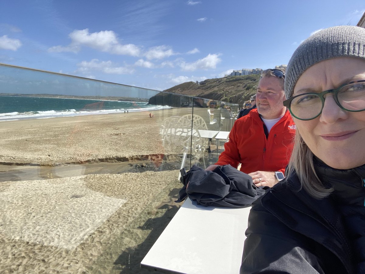 Happy Monday - tough job walking this coastline - beats sitting behind a desk thou 😜 - ☀️ out #whatmatters #socialprescribng #nature #coastalwalks - chill 😎 time